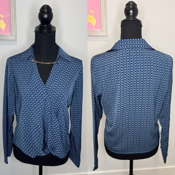 Michael Kors Chain Print Blue Front Faux Wrap Blouse (S) - Picture 1 of 8